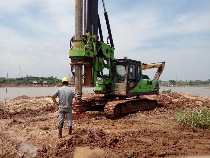 KR150C Hydraulic Piling Rig , 52m Max Drilling Depth Bored Piles Machine