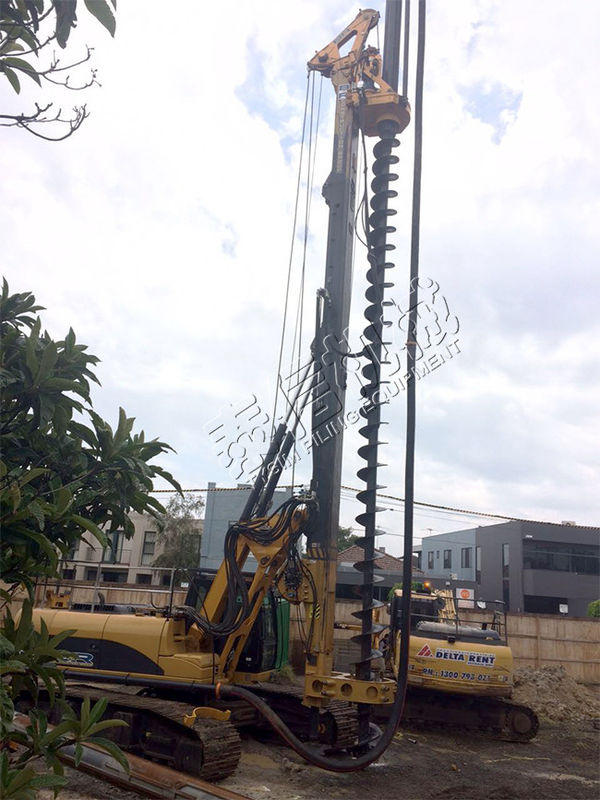 Bored Rotary Piling Rig Max Drilling Diameter 700 Mm Max Drilling Depth 15m