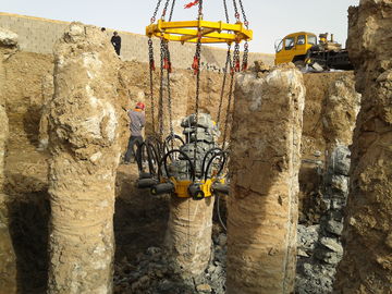 KP315A Hydraulic Pile Breaker Round Concrete Column , Pile Diameter 300mm - 1050mm