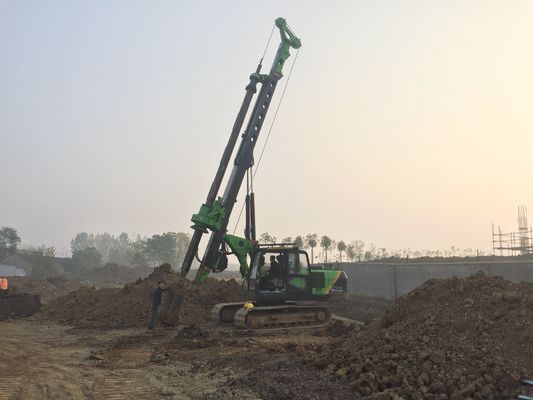 Building Construction KR80A Hydraulic Piling Rig Machine / Piling Driving Equipment Max. Drilling Diameter 28 M(4 Node )