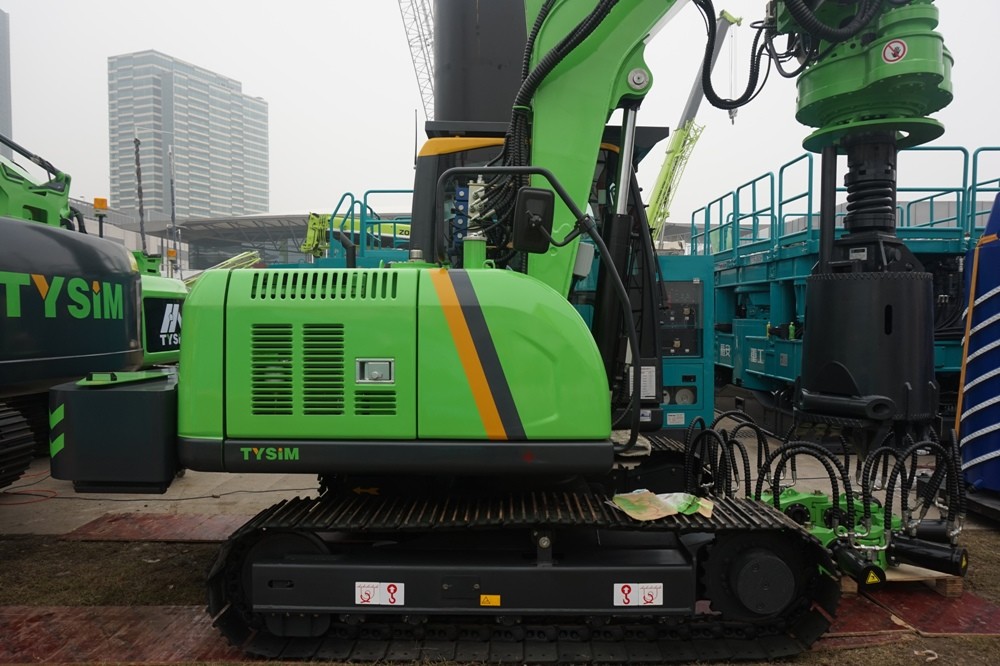 Piling Rig Hire 7 - 40 Rpm Borehole Drilling Machine 30 M / Min Main ...
